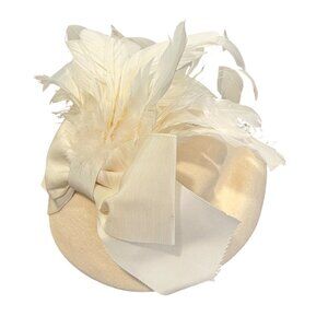 Vintage Miss Bierner Cream Fascinator Hat With Feathers & Veil